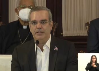Abinader: Clases presenciales y la normalidad comienzan cuando concluya la primera fase de vacunación