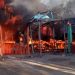 VIDEO- Incendio deja 7 casetas turísticas destruidas en zona costera de Montecristi