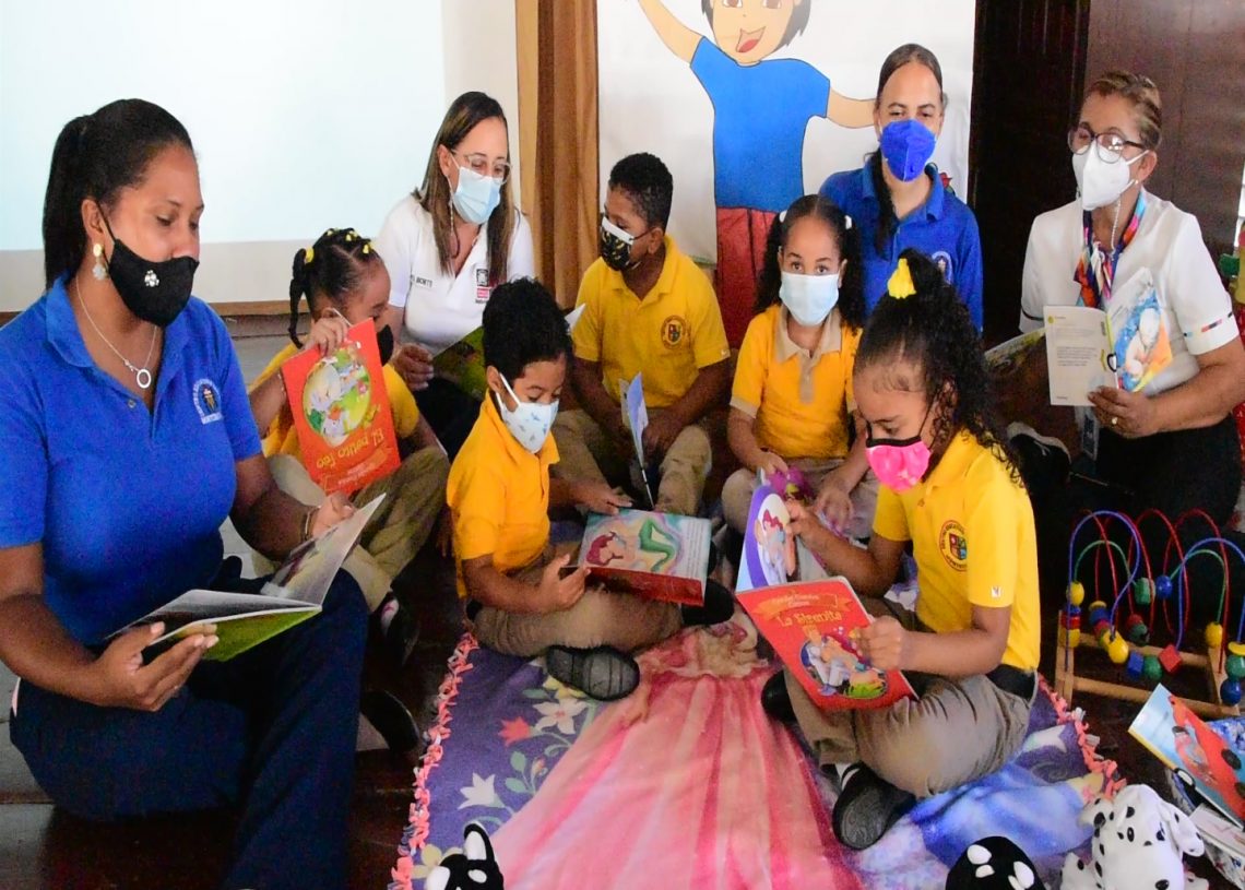 Regional 13 celebra con éxito festival nacional de lectura