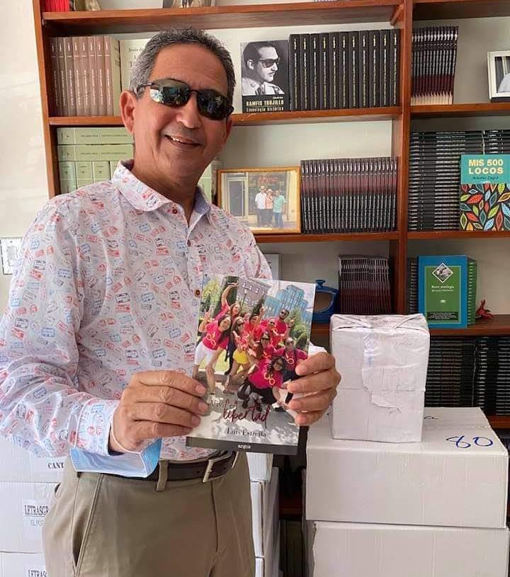Luis Estrella presenta nuevo libro”Vivir en Libertad”