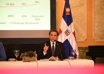 Ministro de Salud informa que el Gobierno ha invertido 10 mil millones en asistencia para parturientas haitianas