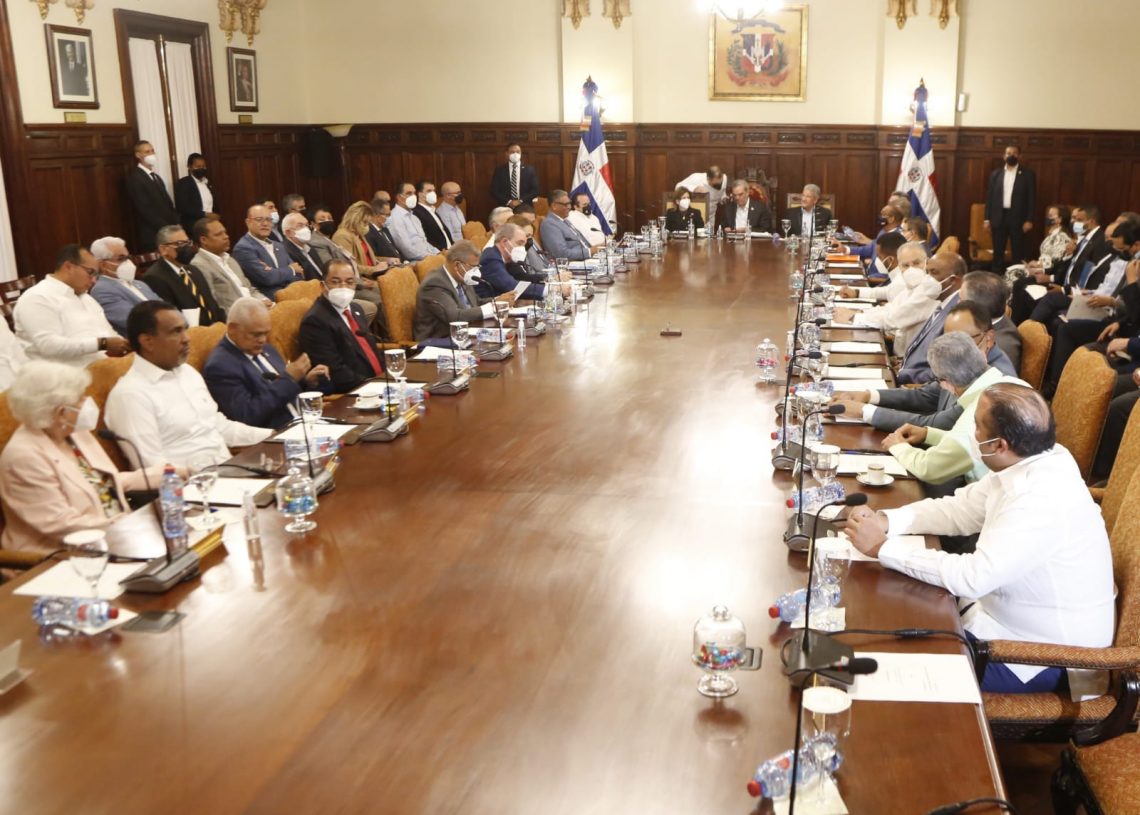 Gobierno tomará nuevas medidas para racionalizar aún más el gasto y enfrentar las alzas internacionales de los precios