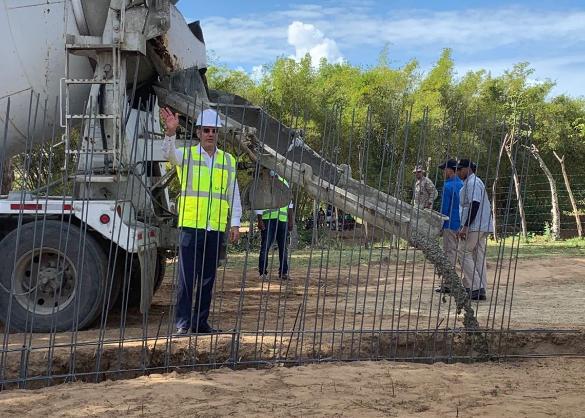 Presidente Luis Abinader Da Primer Palazo En Dajabón