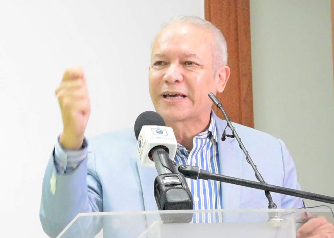 Observatorio Comunicación y Democracia juramenta filiares e imparte conferencia