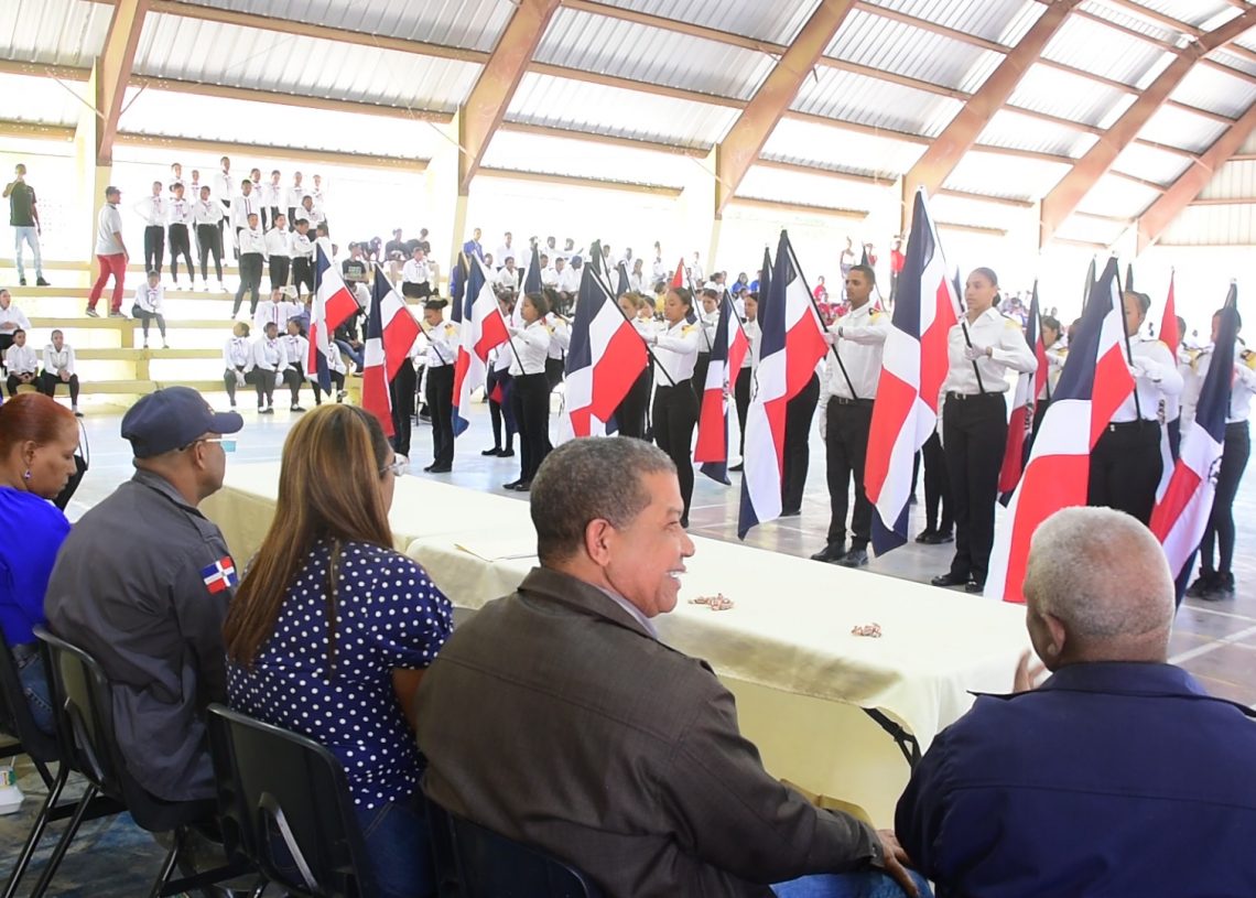 Regional 13 de educación celebra primera temporada festival distrital marcha escolar de Educación Física