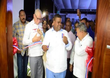 Alcalde Lucho Reyes deja inaugurado local ayuntamiento de Palo Verde