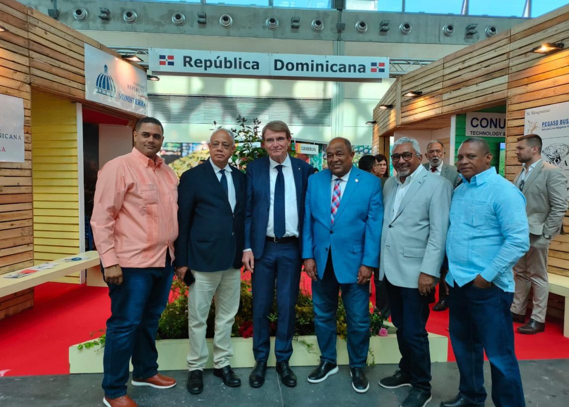 Senador Montecristi promueve en Italia oferta exportable producción hortofrutícola y de sal dominicana
