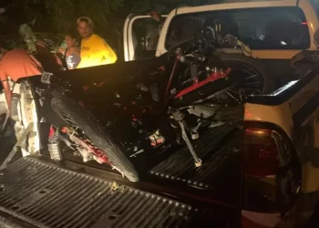 En Montecristi murió esta noche un joven al impactar su motocicleta con una pared