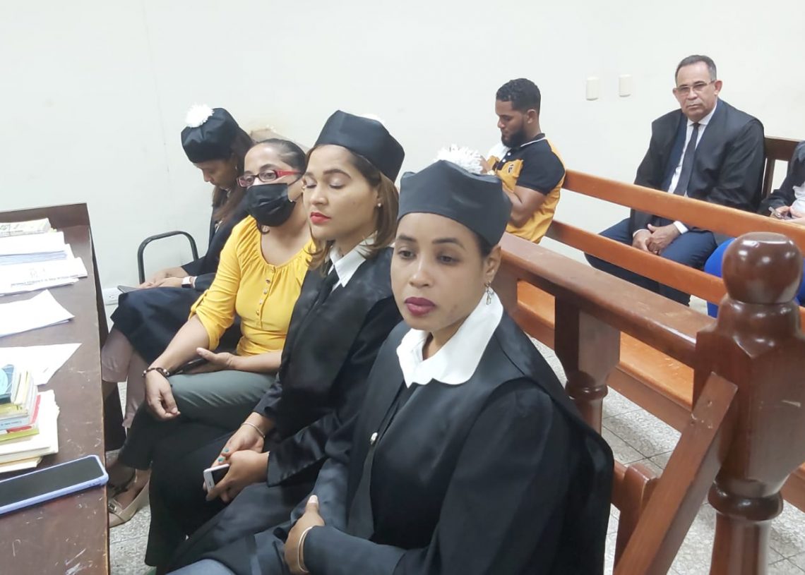 «CASO PELUQUERIA» VIDEO -Tribunal colegiado de Montecristi declara nuevamente ex fiscal y agentes de la DNCD , no culpable del caso peluquería Villa Vásquez