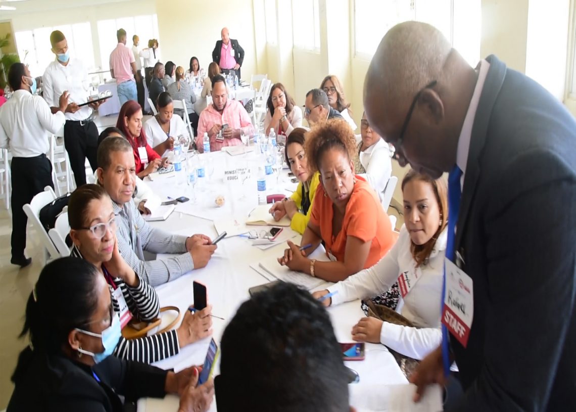 Consulta Nacional ONU – MINERD fue todo un éxito en Regional 13 Montecristi-Dajabón 
