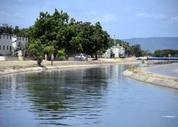 Recuperan cadáver de adolescente ahogado en canal de riego en Santiago