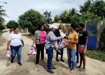 VIDEO: Gobernación distribuye raciones alimenticias en sectores vulnerables tras efectos de huracán