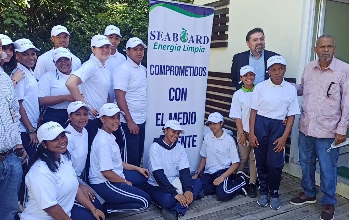 Empresa Seaboard reforesta y apadrina el Parque Ecológico Las Lagunas con un presupuesto anual de RD$1,644,000