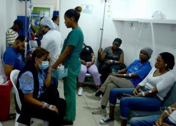 Unos 4.5 millones de afiliados podrían quedar sin cobertura por el conflicto CMD y ARS