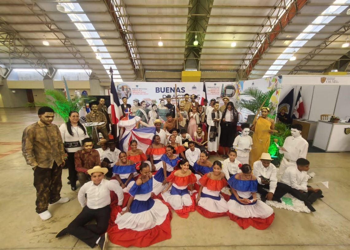 Regional 13 Participa en la Segunda Feria de Buenas Práticas Universitaria de la Región Norte