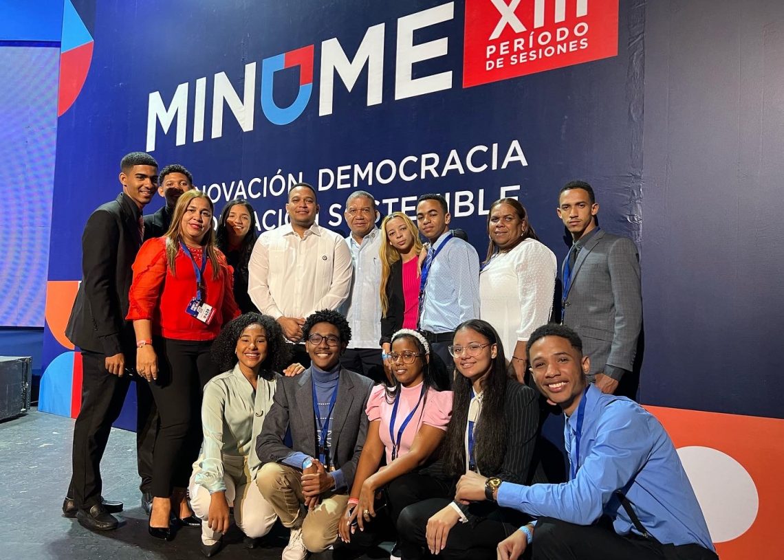 MINUME Celebra el Modelo Internacional de las Naciones Unidas XIII