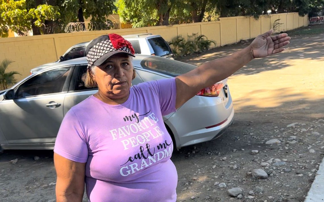 Autoridades educativas aclaran estado de salud de los 9 profesores intoxicados frente a escuela de Guayubín