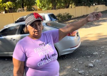 Autoridades educativas aclaran estado de salud de los 9 profesores intoxicados frente a escuela de Guayubín