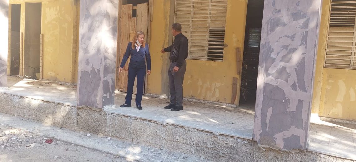 En Montecristi evalúan escuelas y liceos en fase de culminación y remodelación