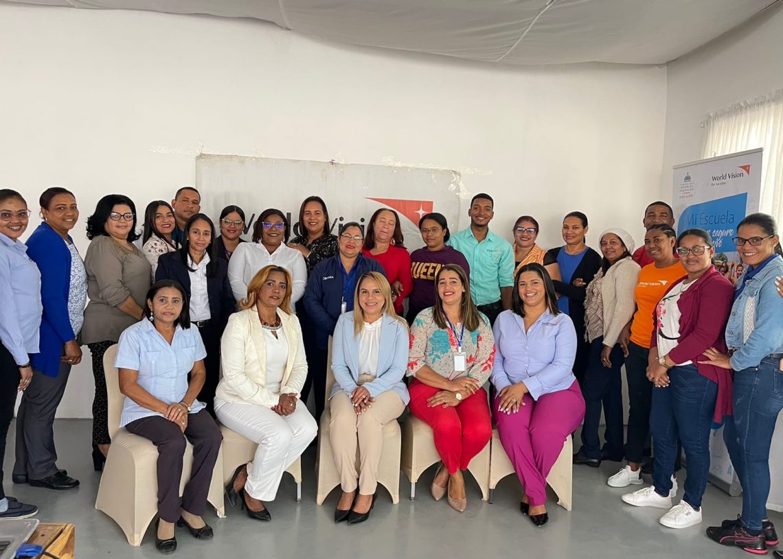 La Regional 13  y World Visión realizan Jornada de socialización con Directores de Centros Educativos, personal técnico regional y distrital ante la implementación de nuevos programas