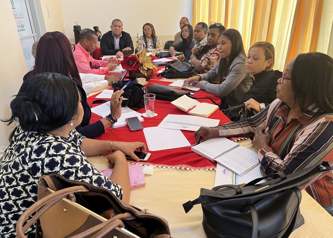 Director regional 13 realizó reunión con presidentes municipales ADP y directores distritales de Montecristi-Dajabón, trataron temas de la auditoria del personal docente