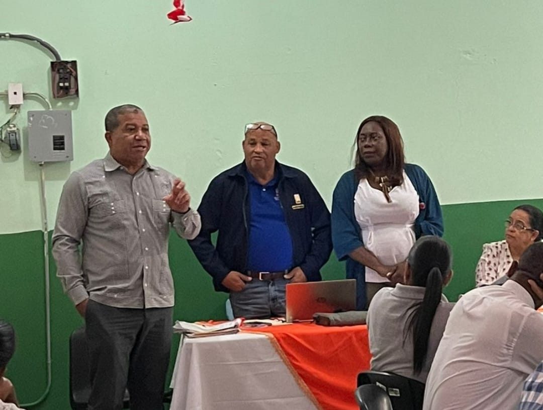 REGIONAL 13 CONSOLIDA TRABAJOS DE LA EDUCACIÓN EN JÓVENES Y ADULTOS