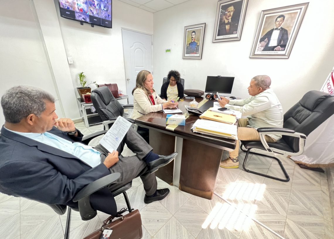 Regional 13 y técnicos nacionales desarrolla cronograma de acompañamiento en los distritos educativos