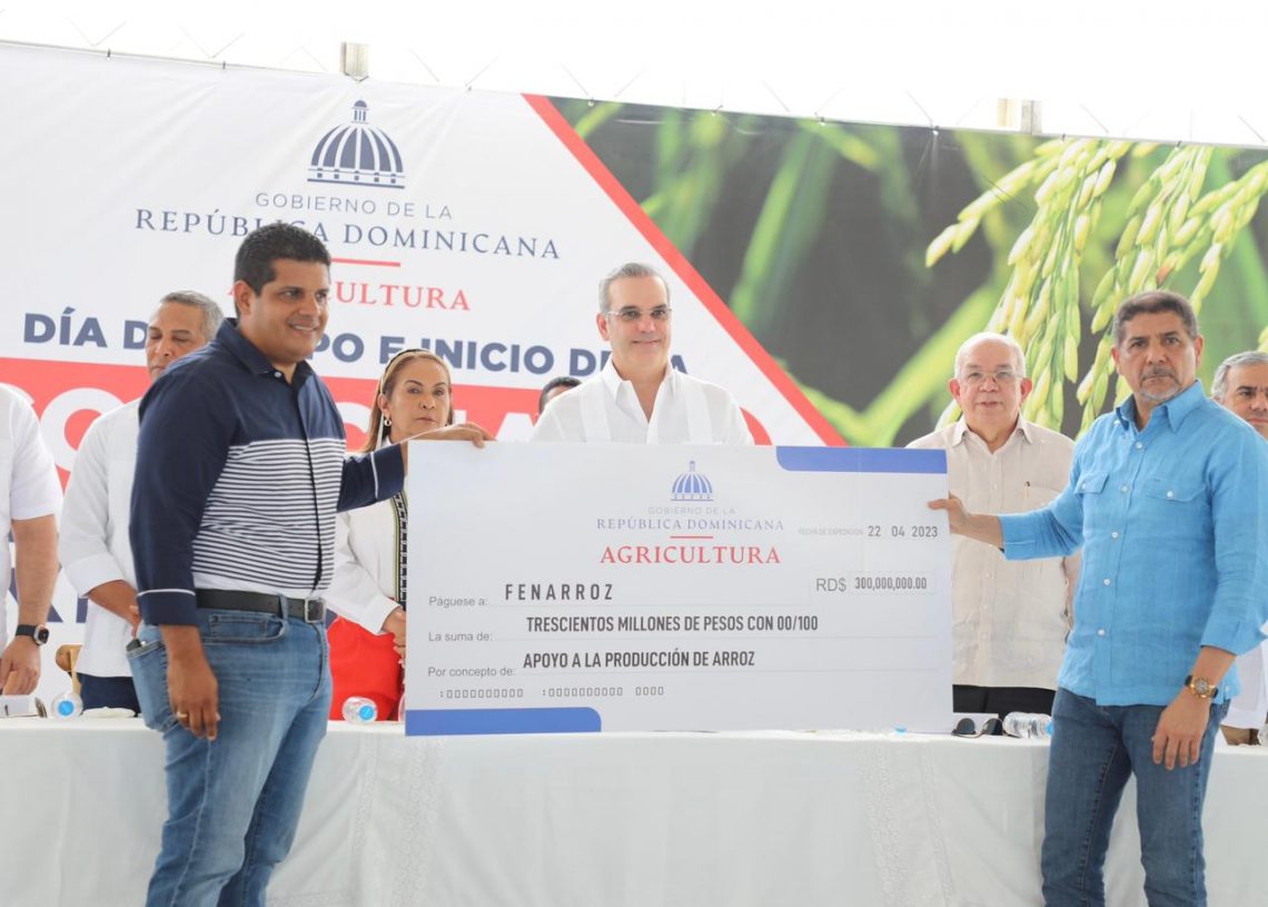 Presidente Abinader anuncia apoyo de RD$ 400 millones para pignoración de arroz
