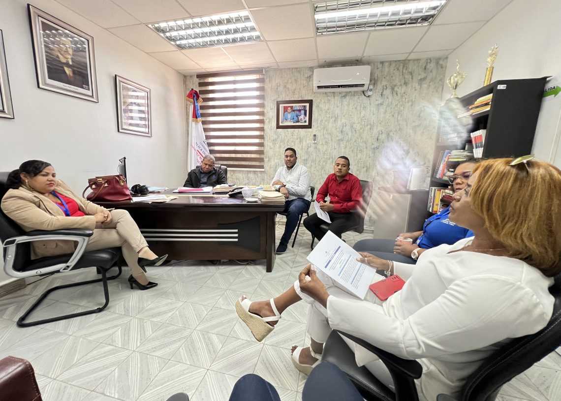 Directiva del precongreso Participación Comunitaria Regional 13, canalizan detalles de las actividades