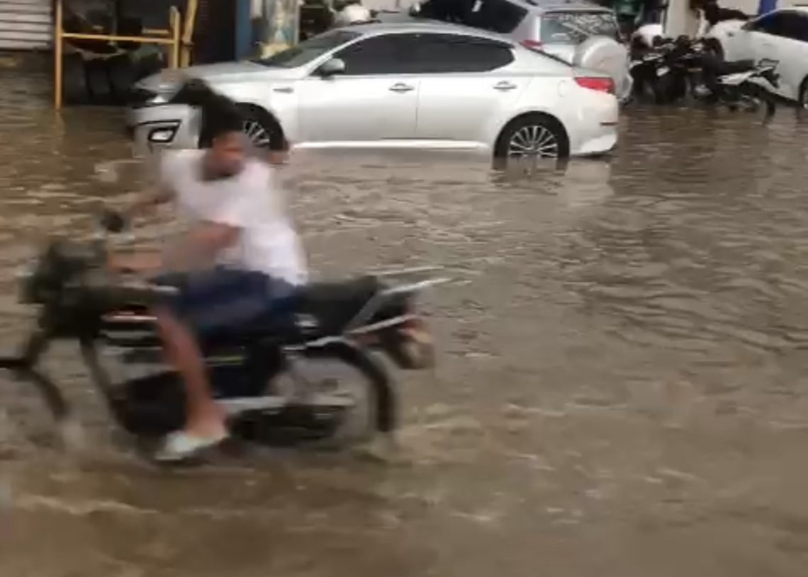 COE reporta dos personas desaparecidas tras inundaciones en el sur