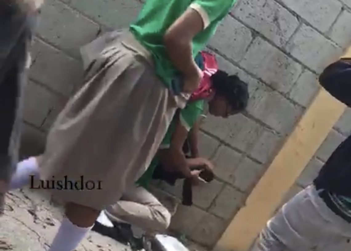 Desaprensivo penetra a recinto escolar en San Pedro de Macorís y le corta la mano a un estudiante