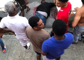 Cámara de vigilancia captó la muerte de un ciudadano de Puerto Plata, atracado por delincuente