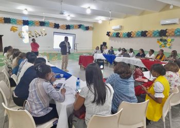 Regional 13 Realiza Socialización con Directores Distritales y Encargados de Niveles y Encargado Curricular