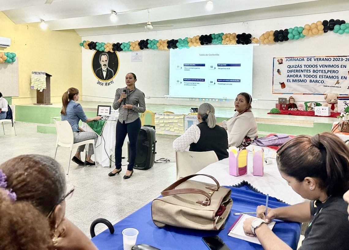 Regional 13-00 realiza jornada de formación nivel inicial