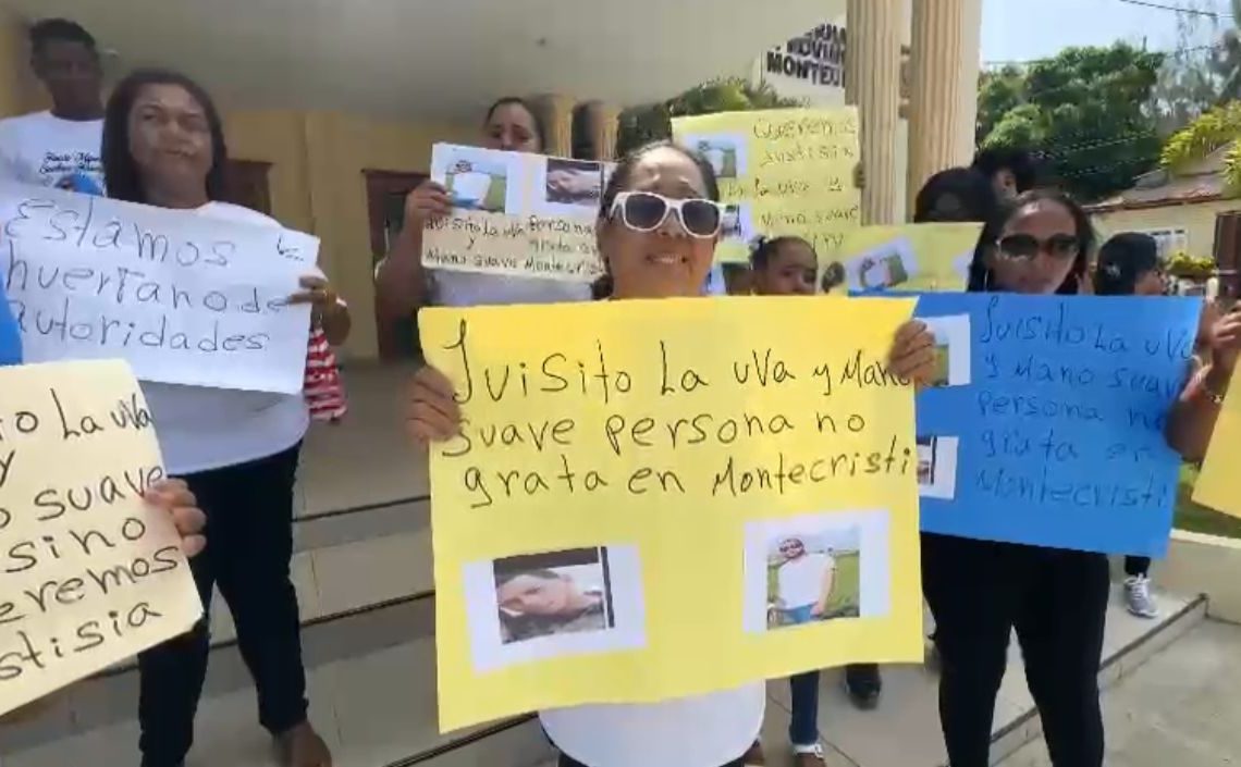 VIDEO- Madres desconsoladas solicitan apresamiento del nombrado “Luisito La Uva” por asesinato de hijos y familiares