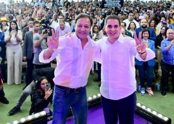Peledístas proclaman a Víctor Fadul como candidato alcalde por Santiago en un ambiente rebosante de entusiasmo