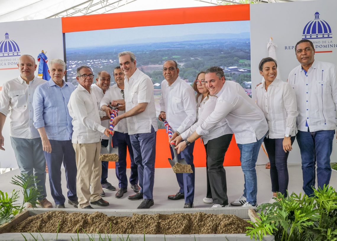Presidente Abinader deja iniciados los trabajos de construcción de la circunvalación de Navarrete
