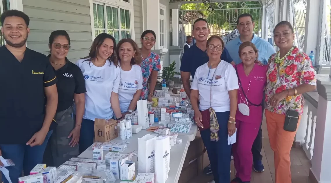 MONTECRISTI: FARMACIA PUEBLO REALIZÓ EXITOSA JORNADA MÉDICA GRATIS CON APOYO DEL SECTOR PRIVADO Y PÚBLICO