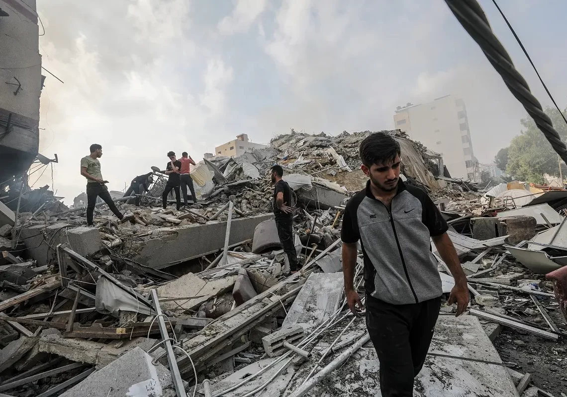 Más de 400 muertos en Israel y 313 palestinos en Gaza en la guerra con Hamás