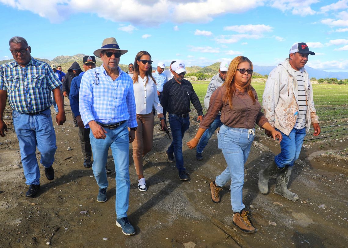 Agricultura anuncia ayudas a productores afectados en San Juan, Azua y Peravia