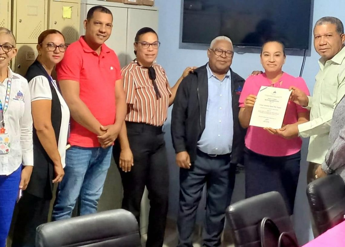 Colegio Adventista Bethel, es RECONOCIDO, por el MINERD, Para Impartir el Plan de Estudio Oficial en el Nivel Inicial
