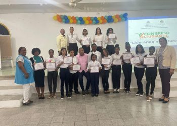 Dirección Regional 13-00 Realiza congreso Estudiantil, «Liderando Mi Futuro»
