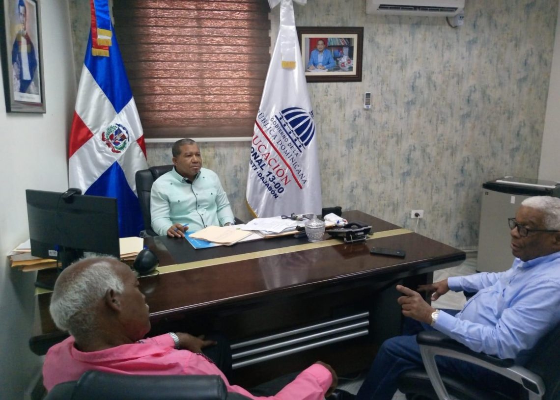 Directrices para determinadas políticas y prácticas escolares que incidan en los estudiantes y en la comunidad