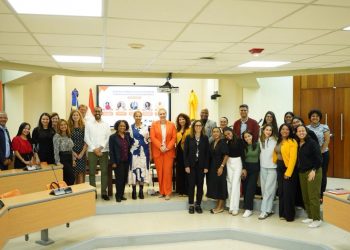 Por un Futuro sin Violencia: Conferencia y Panel de Expertos en la PUCMM