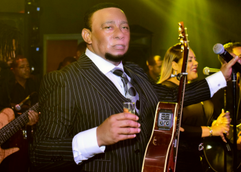 Día Nacional de la Bachata: Celebrando un Ritmo que Conquistó el Mundo