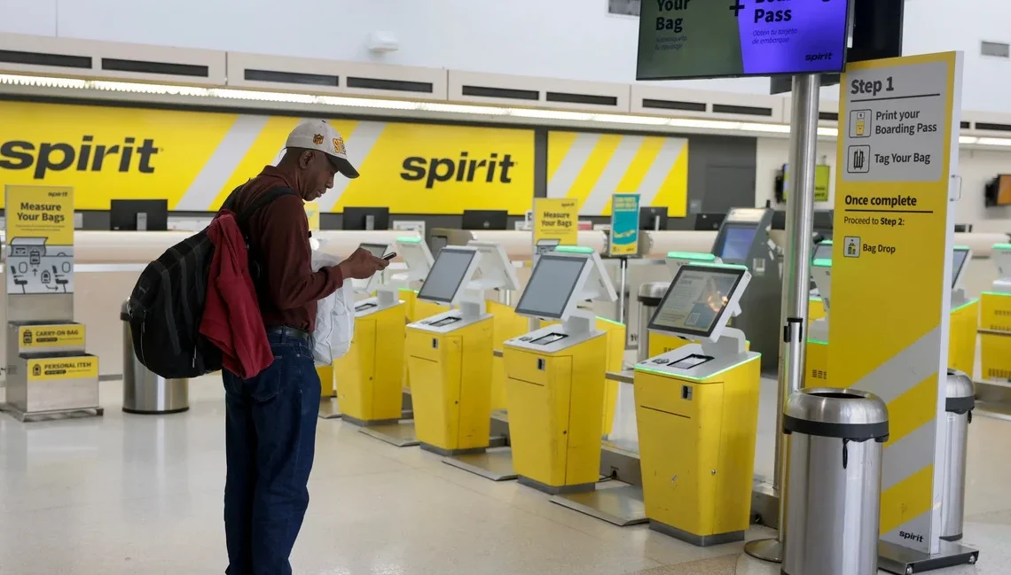 ¿Que pasará con los vuelos comprados tras cierre de Spirit?